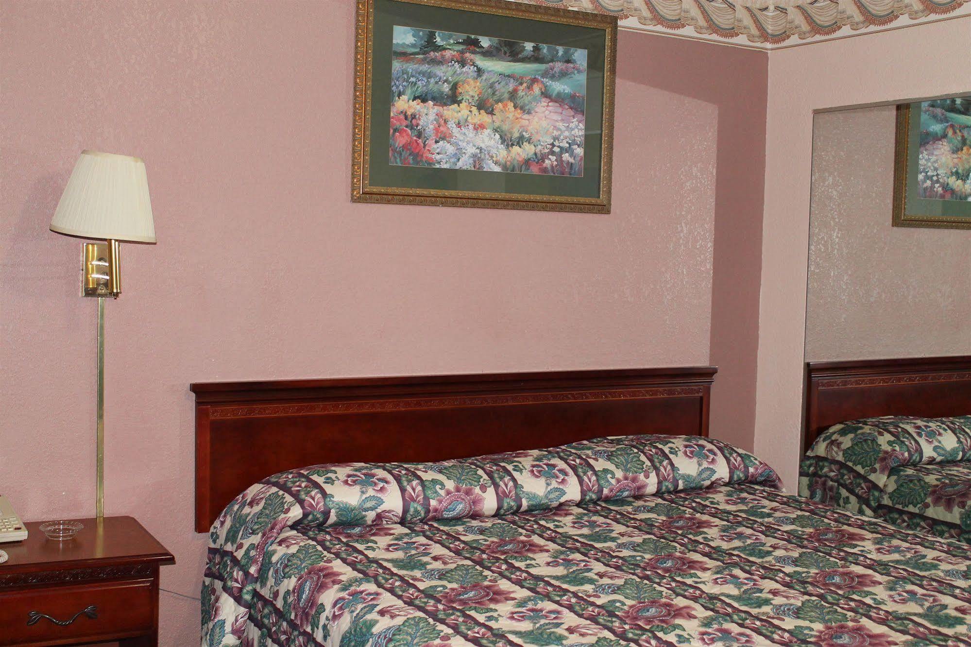 American Motor Inn - روك أيلاند المظهر الخارجي الصورة