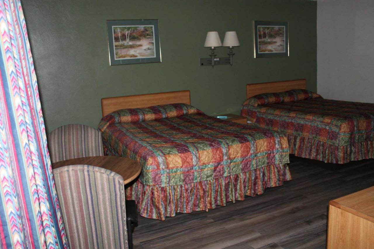 American Motor Inn - روك أيلاند المظهر الخارجي الصورة